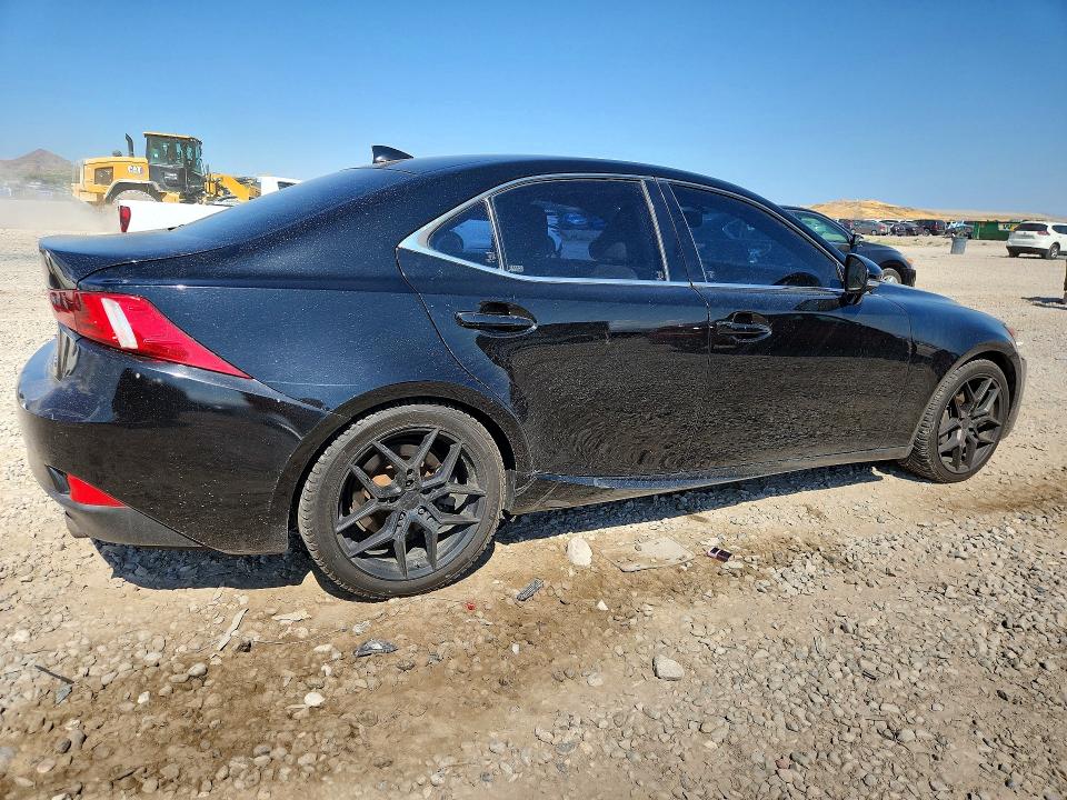 2014 Lexus Is VIN JTHCE1D24E5003699 COPART salvage auction — MINOR DENT/SCRATCHES, NM - CERTIFICATE OF TITLE, sold $3,100 on 2026-07-28 (photo 3)