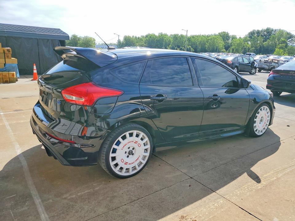 2017 Ford Focus VIN WF0DP3TH3H4119453 COPART salvage auction — MINOR DENT/SCRATCHES, In - Certificate Of Title, sold $14,800 on 2026-08-13 (photo 3)