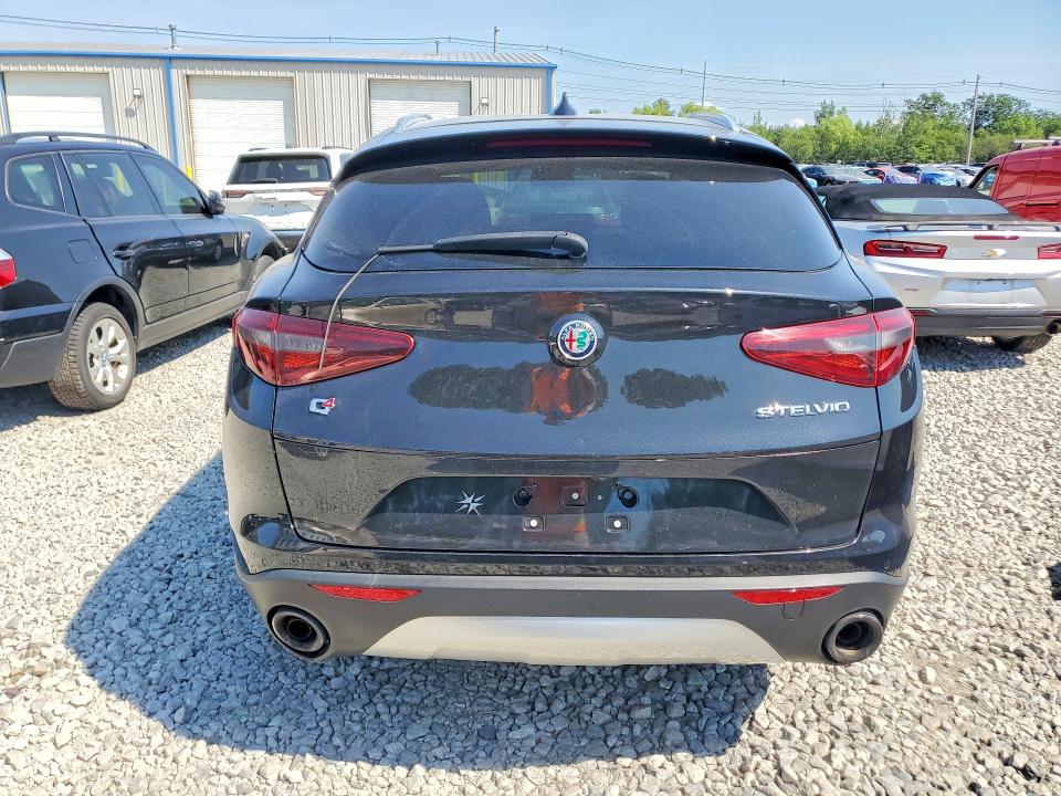 2018 Alfa romeo Stelvio VIN ZASFAKBN0J7B60472 COPART salvage auction — NORMAL WEAR, Ma - Certificate Of Title, sold $2,250 on 2026-07-29 (photo 6)