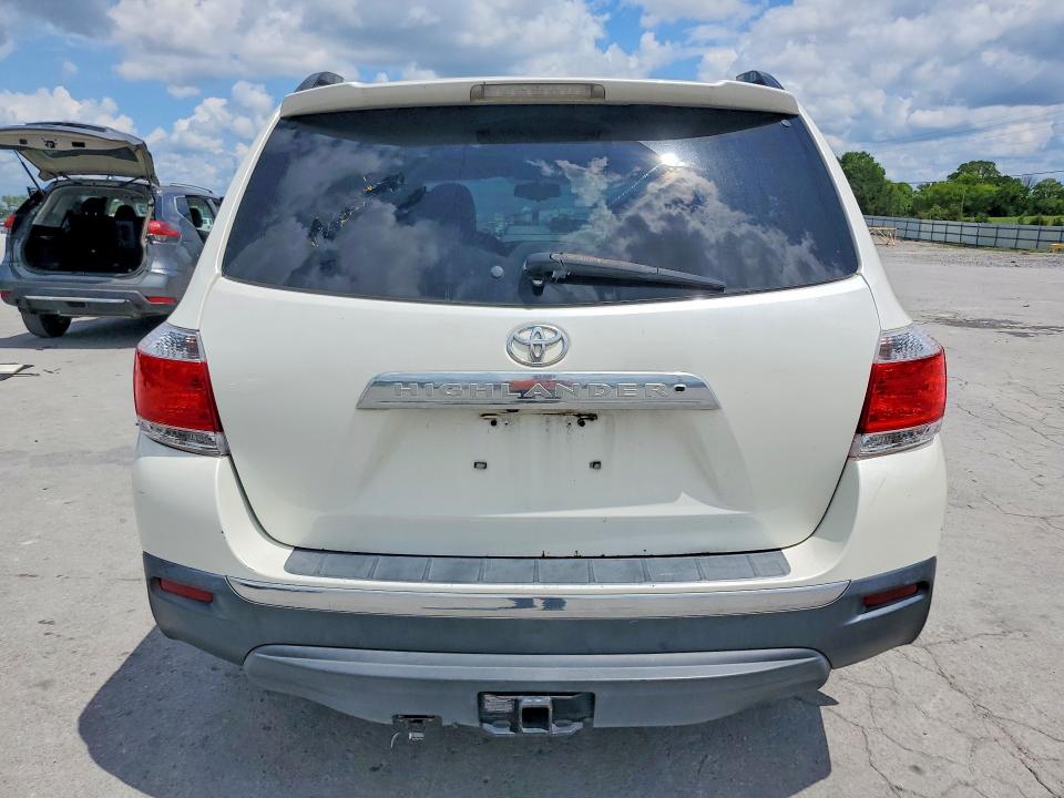 2012 Toyota Highlander VIN 5TDYK3EH4CS060703 COPART salvage auction — MINOR DENT/SCRATCHES, Tx - Dealer Only Clean Title (P), sold $6,300 on 2026-07-29 (photo 6)