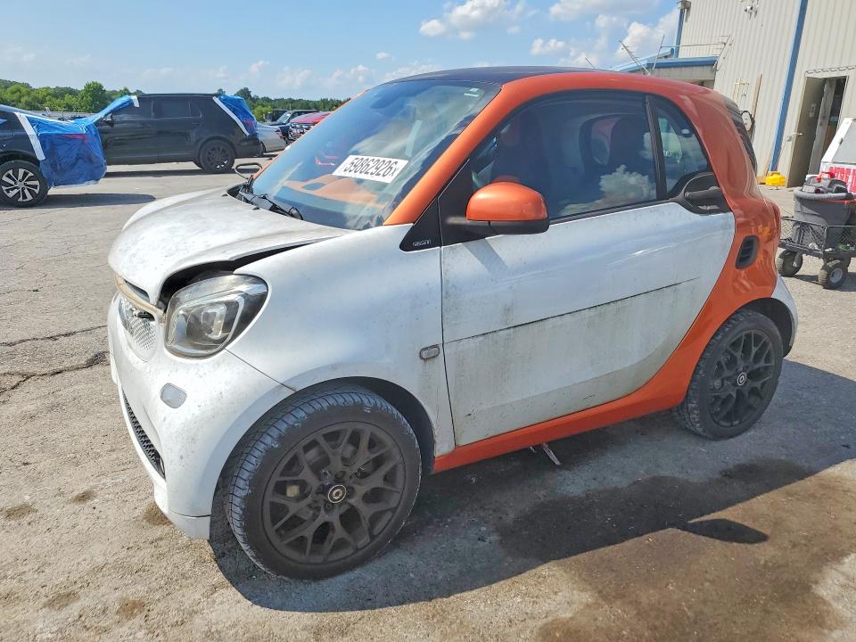 2016 Smart Fortwo VIN WMEFJ5DA3GK068848 COPART salvage auction — FRONT END, Tn - Certificate Of Title, sold $1,750 on 2026-08-06 (photo 1)