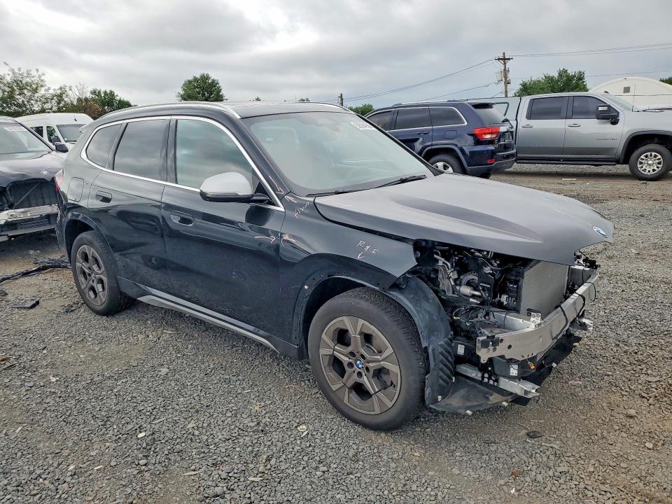2023 BMW X1 VIN WBX73EF04P5W07853 COPART salvage auction — FRONT END, NJ - CERT OF TITLE-SALVAGE (P), sold $13,600 on 2026-07-31 (photo 4)