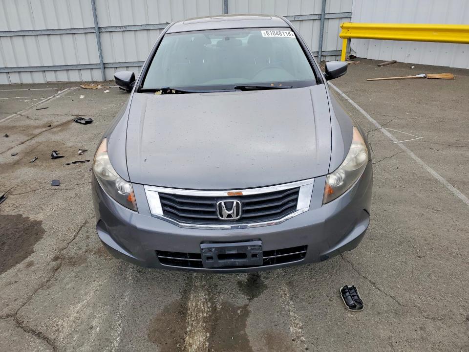 2008 Honda Accord VIN JHMCP26738C065331 COPART salvage auction — MINOR DENT/SCRATCHES, CA - DIS/DLR/EXP ONLY CLEAN TITLE, sold $2,200 on 2026-07-17 (photo 5)