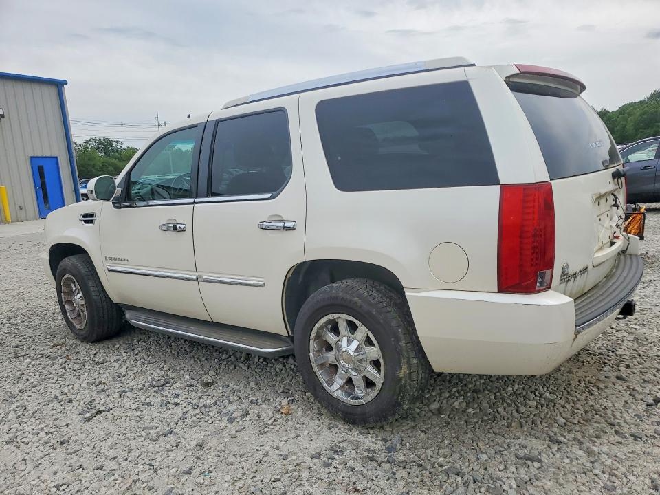 2007 Cadillac Escalade VIN 1GYFK63827R183796 COPART salvage auction — MECHANICAL, MA - CERTIFICATE OF TITLE, sold $450 on 2026-07-23 (photo 2)