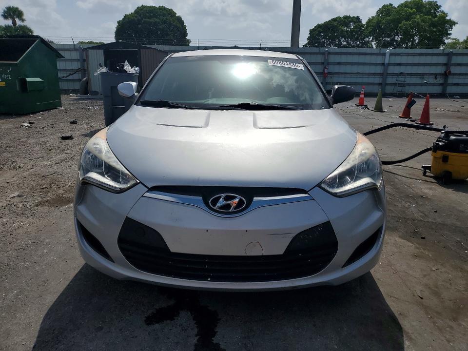 2015 Hyundai Veloster VIN KMHTC6AD1FU228546 COPART salvage auction — DAMAGE HISTORY, Fl - Cert Of Title-Flood & Rebuilt, sold $850 on 2026-07-29 (photo 5)