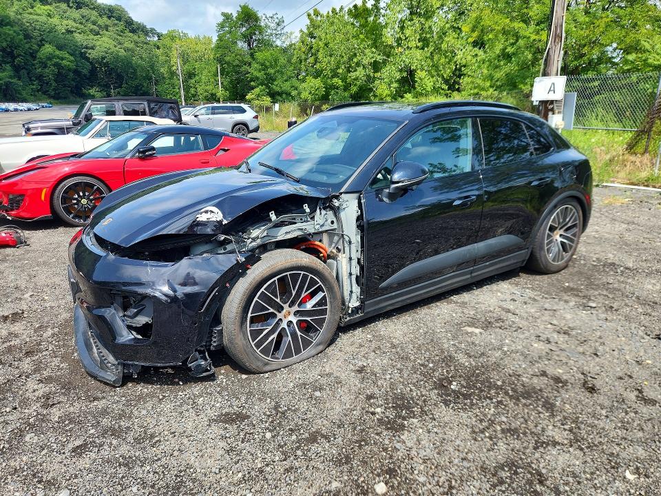 2025 Porsche Macan VIN WP1AB2XA9SL153661 COPART salvage auction — FRONT END, Ny - Mv-907A Salvage Certificate, sold $35,500 on 2026-08-03 (photo 1)