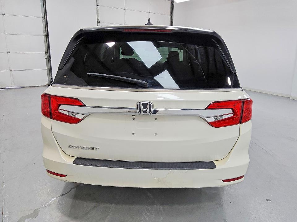 2019 Honda Odyssey VIN 5FNRL6H75KB053297 COPART salvage auction — MINOR DENT/SCRATCHES, IN - CERTIFICATE OF TITLE, sold $16,200 on 2026-09-03 (photo 6)