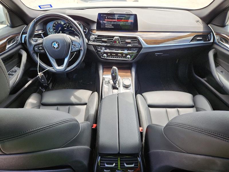 2019 BMW 5er VIN WBAJA5C53KWW07271 COPART salvage auction — REAR END, Tx - Certificate Of Title, sold $11,000 on 2026-08-20 (photo 8)