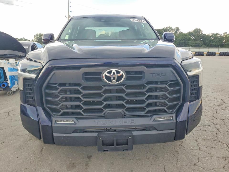 2022 Toyota Tundra VIN 5TFLA5DB9NX041051 COPART salvage auction — MINOR DENT/SCRATCHES, Tn - Cert Of Title-Rebuilt Vehicle, sold $20,000 on 2026-07-27 (photo 5)