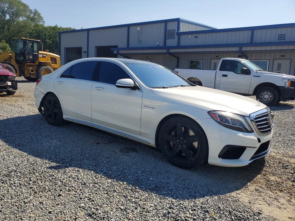 2014 Mercedes-benz S-klasse amg VIN WDDUG7JB5EA020466 COPART salvage auction — NORMAL WEAR, Nc - Dealer Only Clean Title (P), sold $16,600 on 2026-08-18 (photo 4)