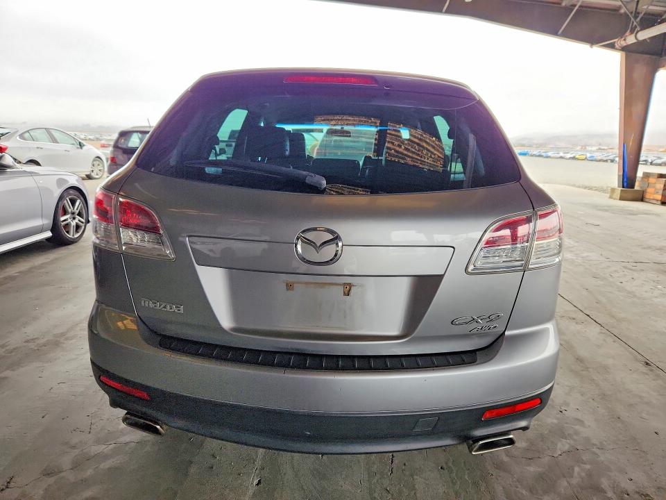 2009 Mazda Cx-9 VIN JM3TB38V390176134 COPART salvage auction — MINOR DENT/SCRATCHES, CA - DIS/DLR/EXP ONLY CLEAN TITLE, sold $125 on 2026-07-23 (photo 6)