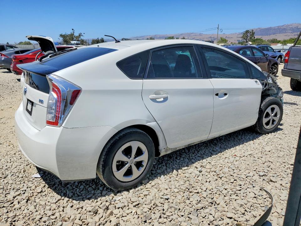 2015 Toyota Prius VIN JTDKN3DU0F0480946 COPART salvage auction — FRONT END, CA - SALVAGE CERTIFICATE, sold $3,200 on 2026-07-21 (photo 3)