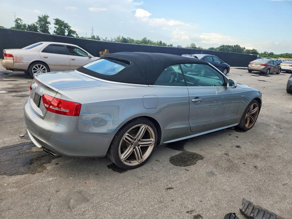 2012 Audi Rs5 VIN WAUCGAFH3CN000879 COPART salvage auction — FRONT END, Fl - Cert Of Title Slvg Rebuildable, sold $1,100 on 2026-07-30 (photo 3)