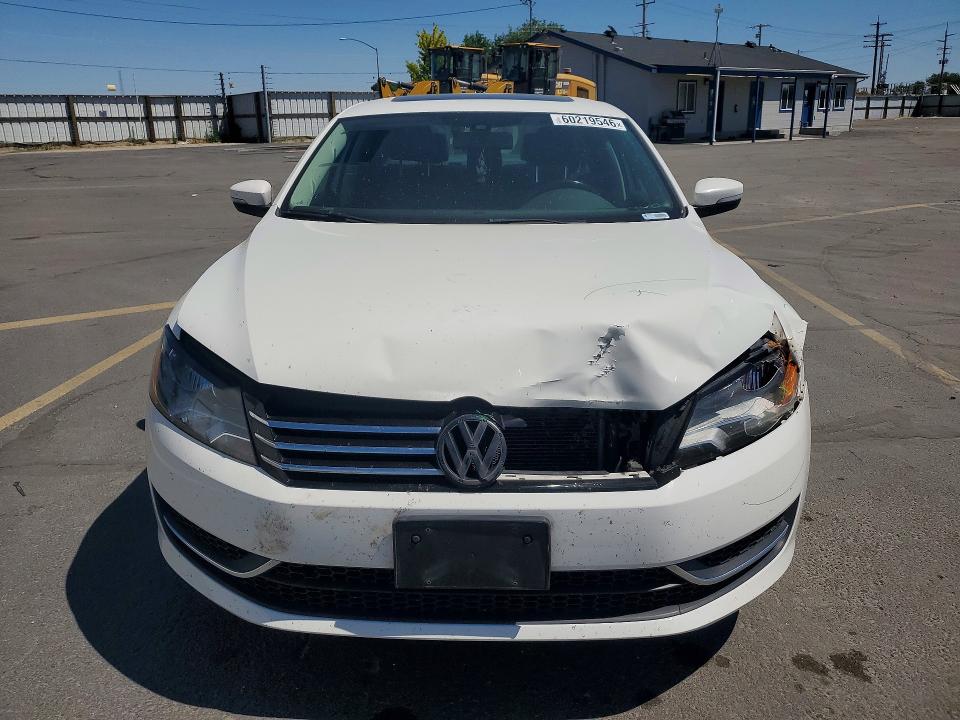 2014 Volkswagen Passat VIN 1VWBT7A3XEC059075 COPART salvage auction — FRONT END, Salvage Title, sold $425 on 2026-07-23 (photo 5)