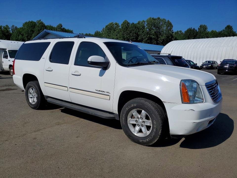 2014 Gmc Yukon xl VIN 1GKS2KE73ER148915 COPART salvage auction — MINOR DENT/SCRATCHES, CT - CERTIFICATE OF TITLE (P), sold $2,800 on 2026-07-09 (photo 4)