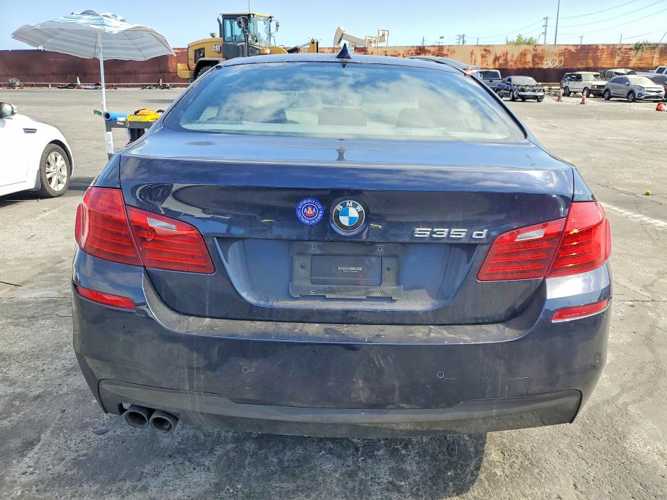2014 BMW 5er VIN WBAXA5C53ED689349 COPART salvage auction — NORMAL WEAR, Ca - Dis/Dlr/Exp Only Clean Title, sold $2,250 on 2026-07-29 (photo 6)