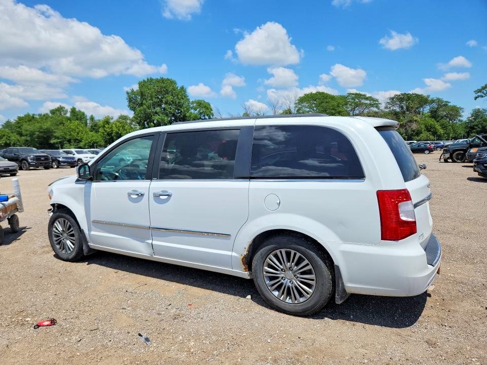 2014 Chrysler Voyager VIN 2C4RC1CG5ER248853 COPART salvage auction — FRONT END, Ia - Salvage W/Salvage History, sold $225 on 2026-07-31 (photo 2)