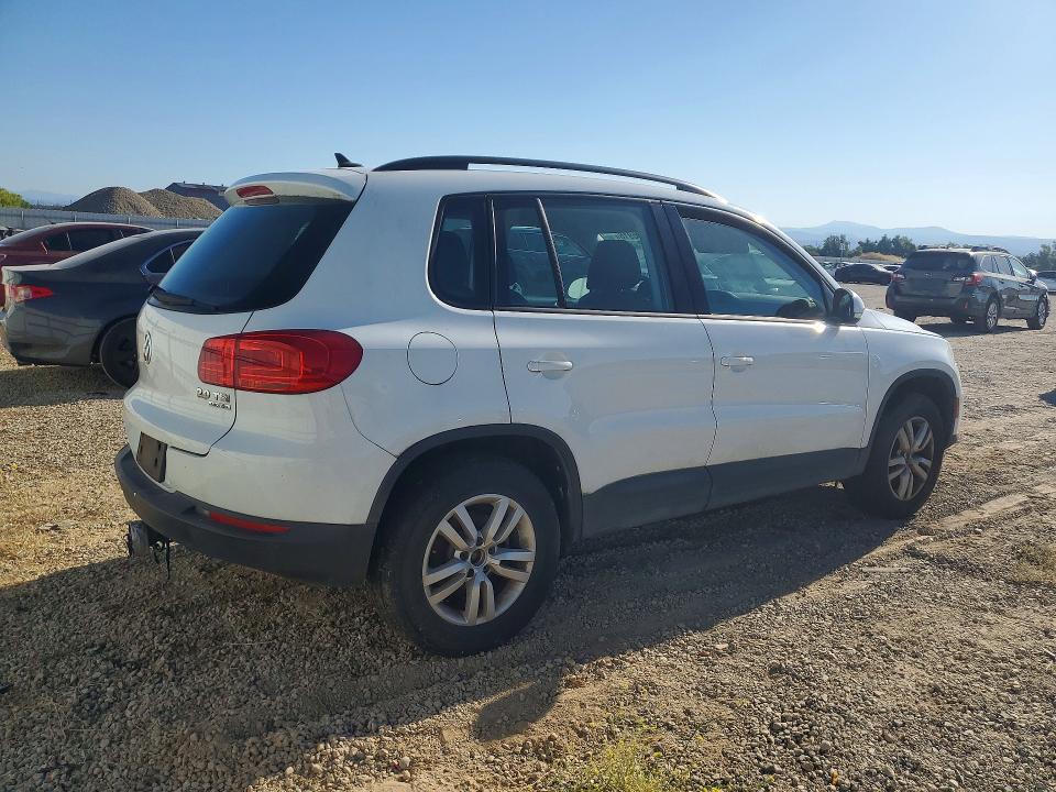 2015 Volkswagen Tiguan VIN WVGBV7AX9FW539085 COPART salvage auction — MECHANICAL, Ca - Dis/Dlr/Exp Only Clean Title, sold $3,100 on 2026-07-17 (photo 3)