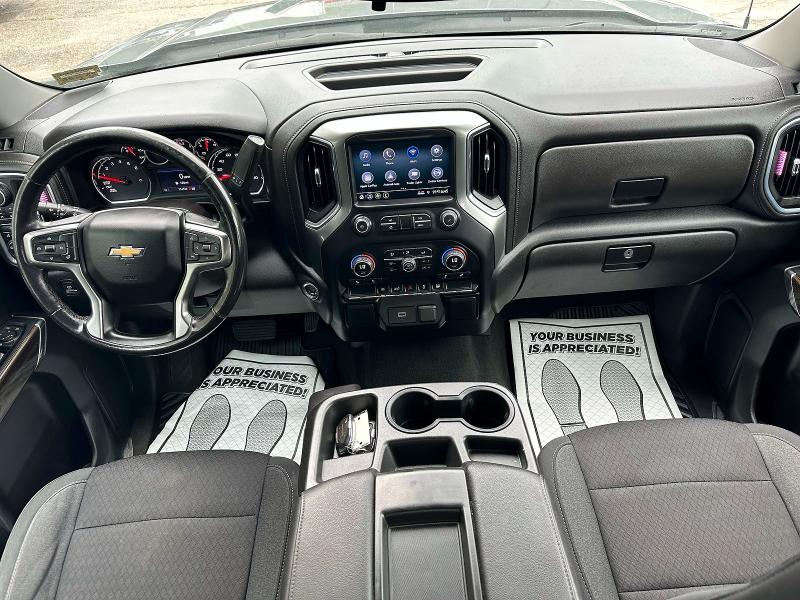 2022 Chevrolet Silverado VIN 1GCRYJEK6NZ126060 COPART salvage auction — MINOR DENT/SCRATCHES, ME - CERTIFICATE OF TITLE (P), sold $15,900 on 2026-07-31 (photo 9)