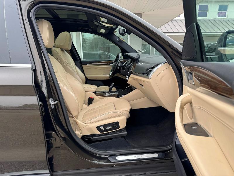2018 BMW X3 VIN 5UXTR9C59JLC75432 COPART salvage auction — MINOR DENT/SCRATCHES, Ny - Certificate Of Title (P), sold $7,100 on 2026-07-31 (photo 5)