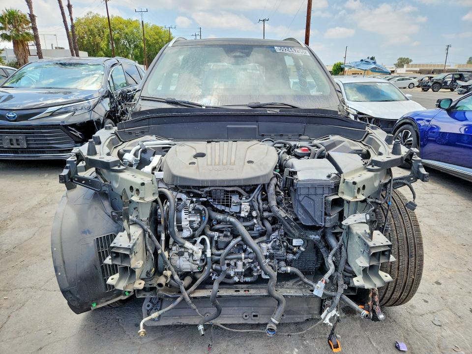 2026 Volvo Xc90 VIN YV4M12PJ1T1464080 COPART salvage auction — STRIPPED, CA - SALVAGE CERTIFICATE, sold $8,100 on 2026-07-28 (photo 5)