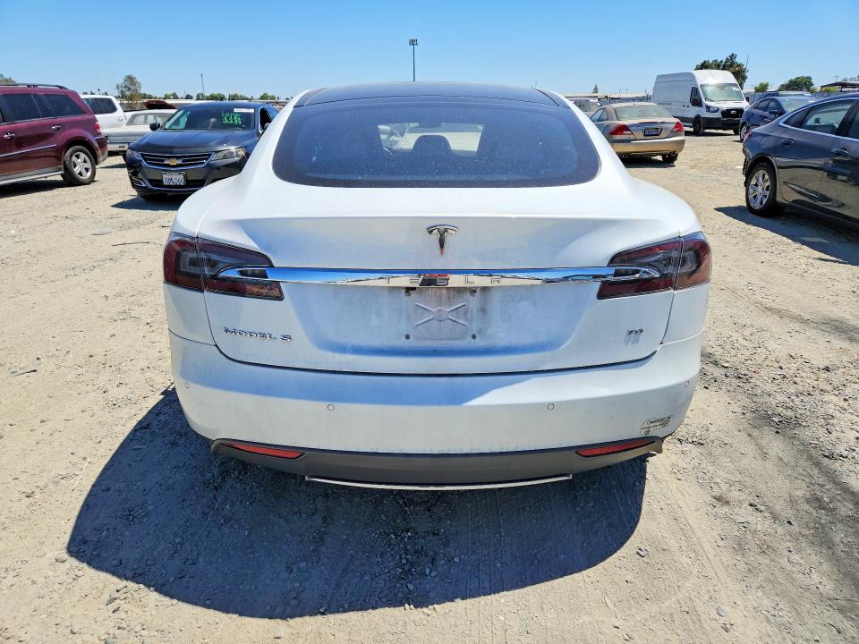 2015 Tesla Model s VIN 5YJSA1S10FF099415 COPART salvage auction — MECHANICAL, Ca - Dis/Dlr/Exp Only Clean Title, sold $2,050 on 2026-07-21 (photo 6)