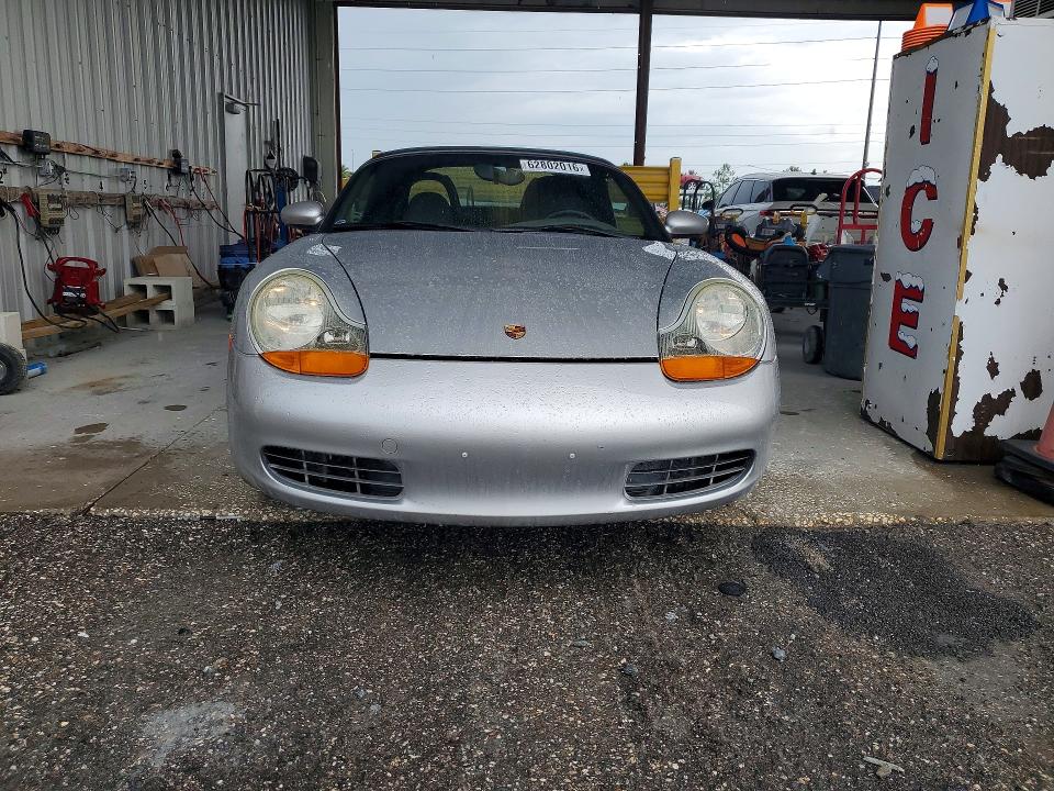 1999 Porsche Boxster VIN WP0CA298XXU629833 COPART salvage auction — NORMAL WEAR, Fl - Certificate Of Title, sold $1,850 on 2026-08-04 (photo 5)