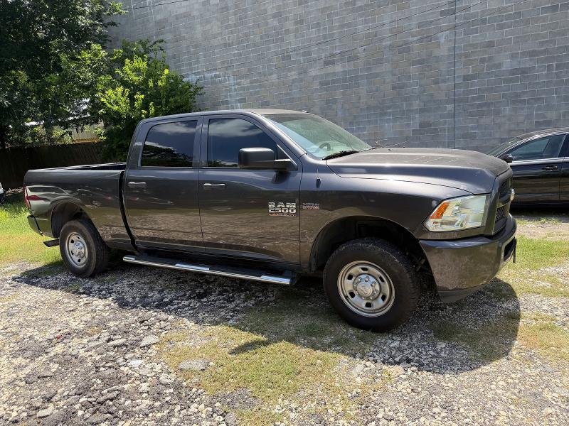 2018 Ram 2500 VIN 3C6UR4CJ4JG215145 COPART salvage auction — MINOR DENT/SCRATCHES, TX - CERTIFICATE OF TITLE (P), sold $3,522 on 2026-08-11 (photo 1)