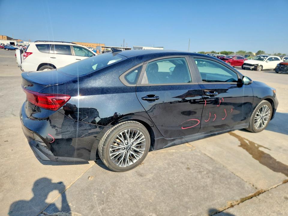 2023 Kia Forte VIN 3KPF54AD0PE618456 COPART salvage auction — SIDE, TX - CERTIFICATE OF TITLE, sold $0 on 2026-09-29 (photo 3)