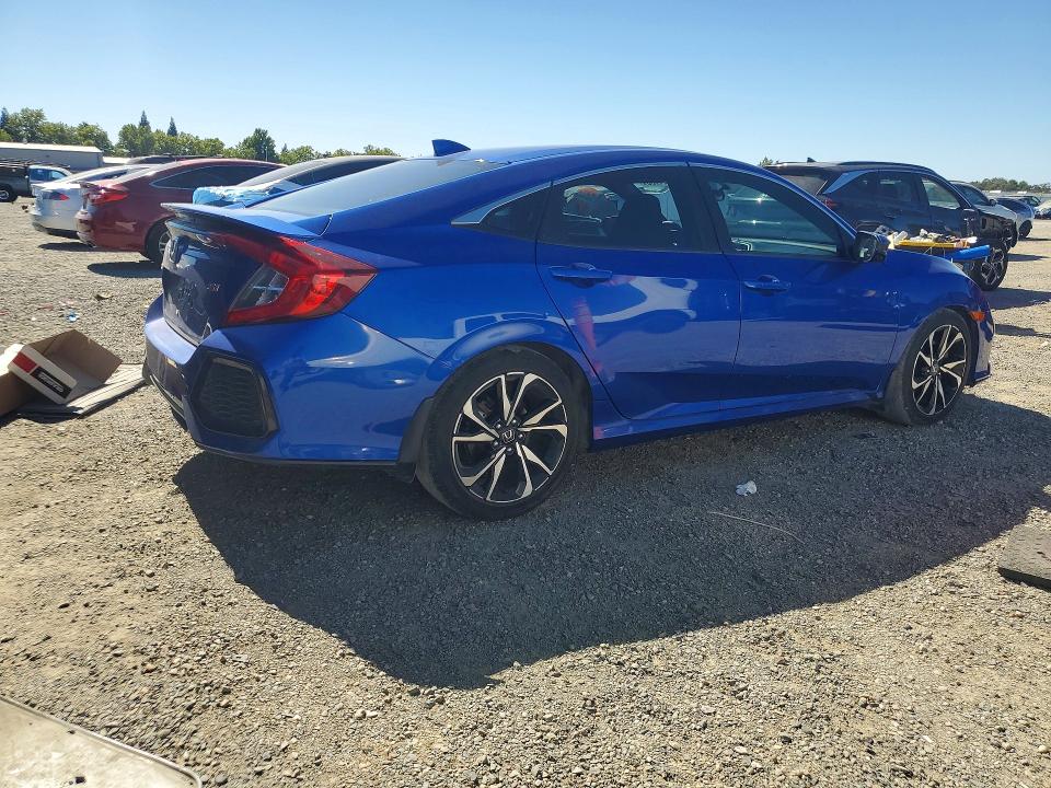 2018 Honda Civic VIN 2HGFC1E55JH702194 COPART salvage auction — MINOR DENT/SCRATCHES, Ca - Dis/Dlr/Exp Only Clean Title, sold $12,100 on 2026-07-30 (photo 3)
