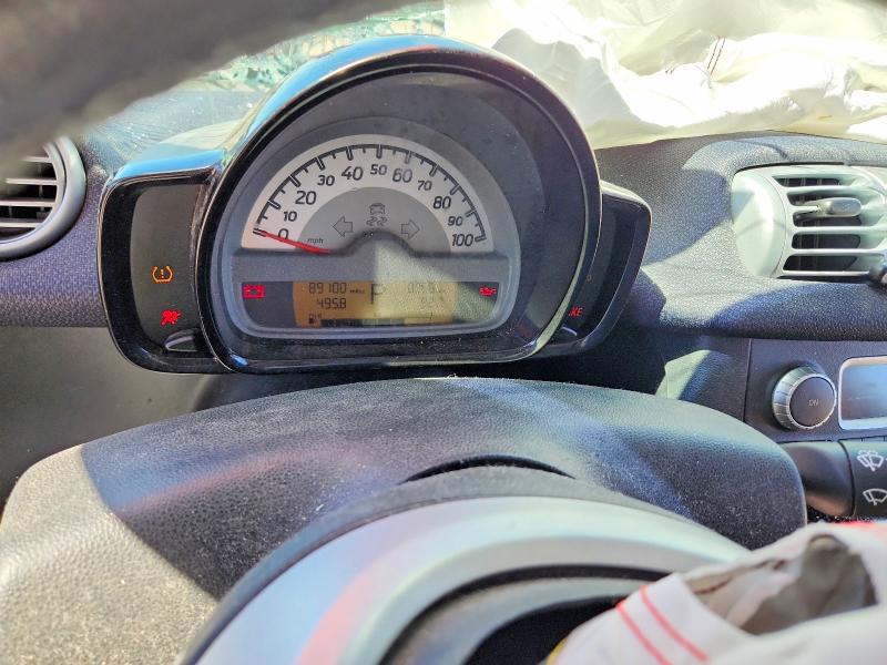 2015 Smart VIN WMEEJ3BA9FK795641 COPART salvage auction — FRONT END, AZ - CERT OF TITLE - SALVAGE, sold $225 on 2026-08-21 (photo 9)