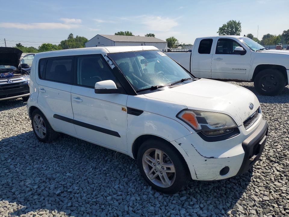 2011 Kia Soul VIN KNDJT2A24B7315126 COPART salvage auction — HAIL, Fl - Cert Of Title Slvg Rebuildable, sold $90 on 2026-07-30 (photo 4)