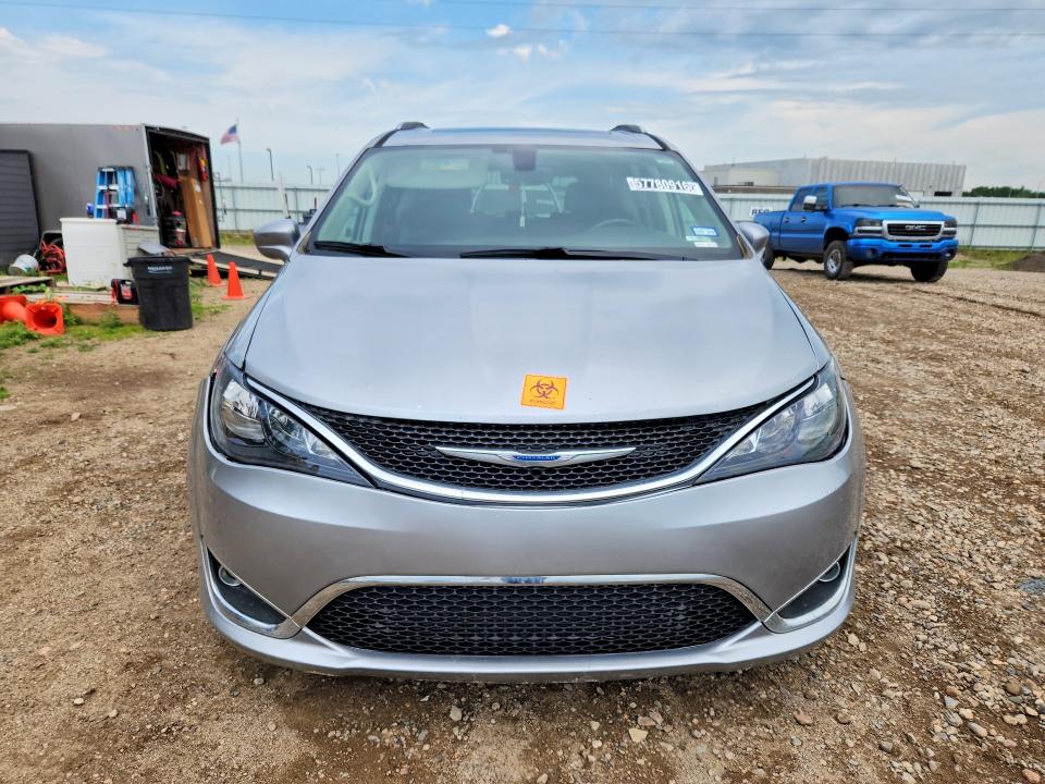 2018 Chrysler Pacifica VIN 2C4RC1EG1JR271375 COPART salvage auction — MINOR DENT/SCRATCHES, Tx - Cert Of Title-Rebuilt Salvage, sold $2,500 on 2026-07-28 (photo 5)