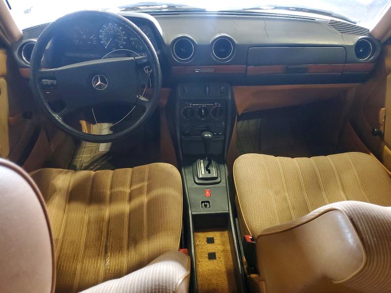 1984 Mercedes-benz VIN WDB1231231A136864 COPART salvage auction — MINOR DENT/SCRATCHES, Nc - Certificate Of Title (P), sold $925 on 2026-07-29 (photo 8)
