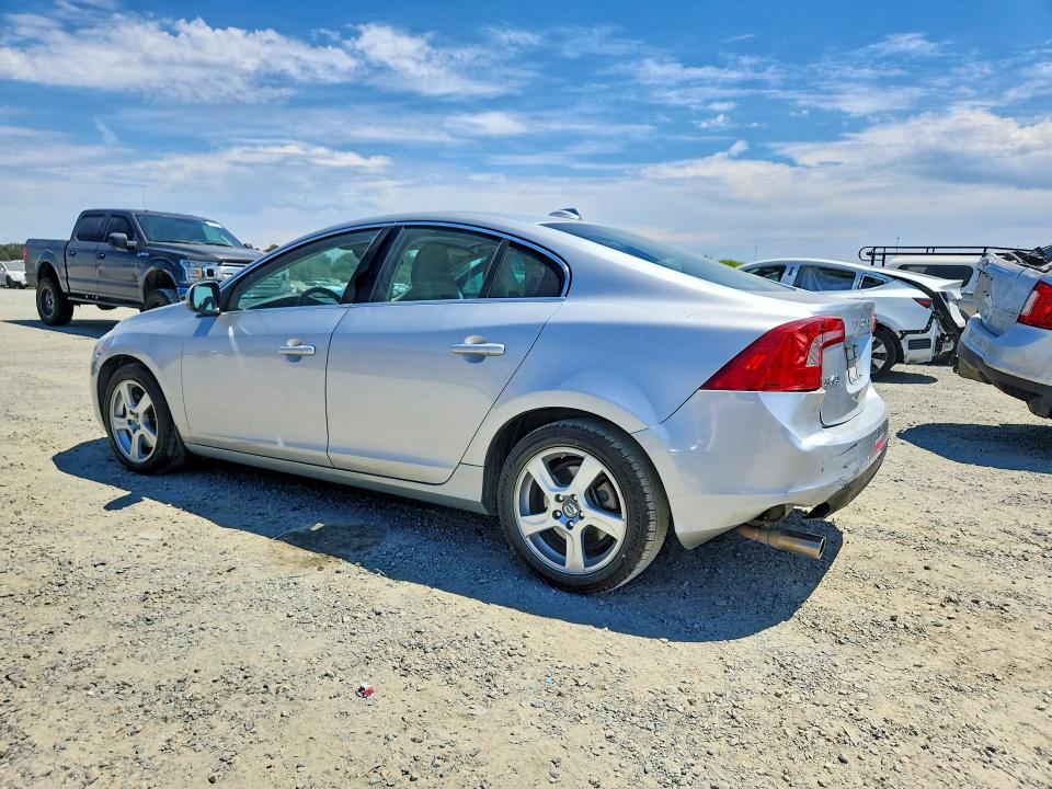 2012 Volvo S60 VIN YV1622FS0C2120747 COPART salvage auction — REAR END, CA - SALVAGE CERTIFICATE, sold $625 on 2026-08-11 (photo 2)