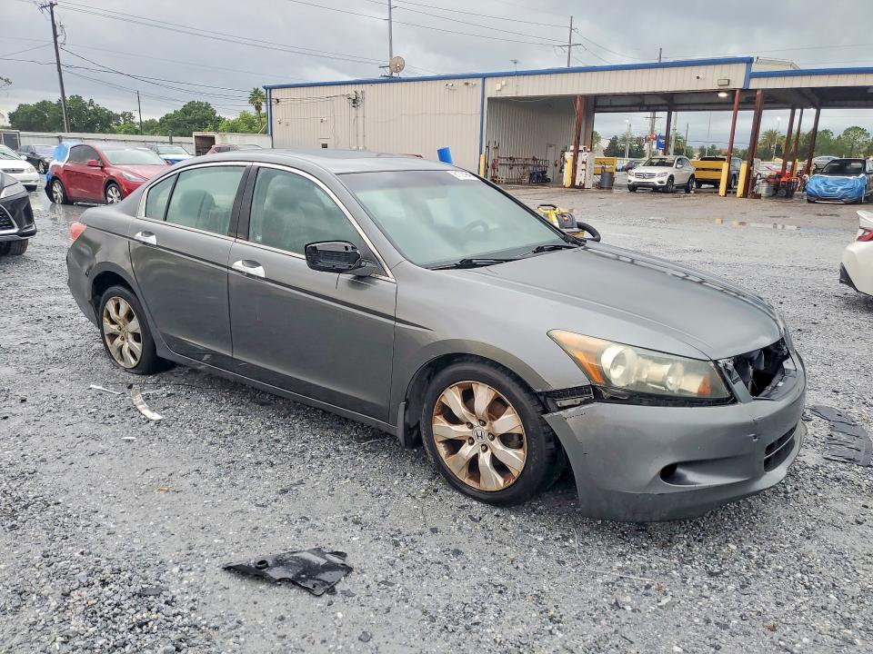 2009 Honda Accord VIN 1HGCP36819A040068 COPART salvage auction — FRONT END, Fl - Certificate Of Title, sold $450 on 2026-07-31 (photo 4)