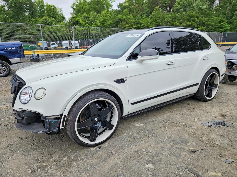 2017 Bentley Bentayga VIN SJAAC2ZV7HC012602 — COPART salvage auction photo