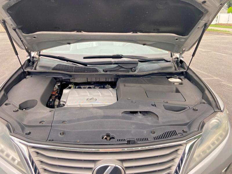 2013 Lexus VIN 2T2BK1BAXDC185986 COPART salvage auction — NORMAL WEAR, Me - Certificate Of Title (P), sold $8,100 on 2026-08-03 (photo 7)