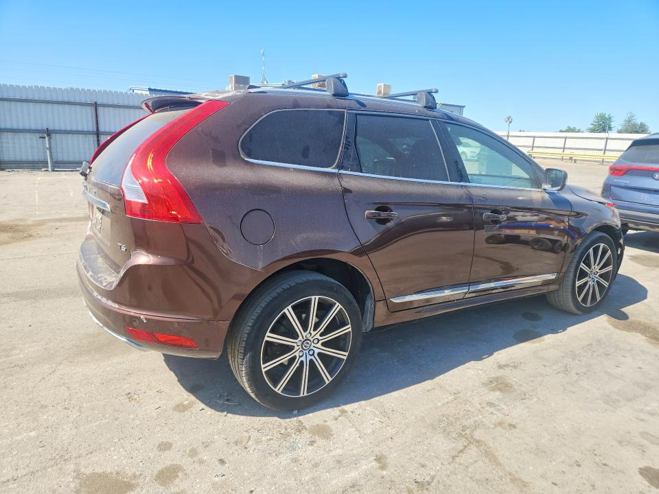 2015 Volvo VIN YV449MDK7F2723817 COPART salvage auction — FRONT END, Ca - Salvage Certificate, sold $3,600 on 2026-07-31 (photo 3)