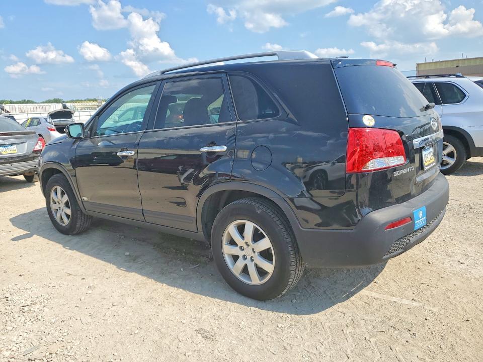 2011 Kia Sorento VIN 5XYKTDA13BG168713 COPART salvage auction — FRONT END, Mt - Dealer Only Clean Title, sold $100 on 2026-07-28 (photo 2)