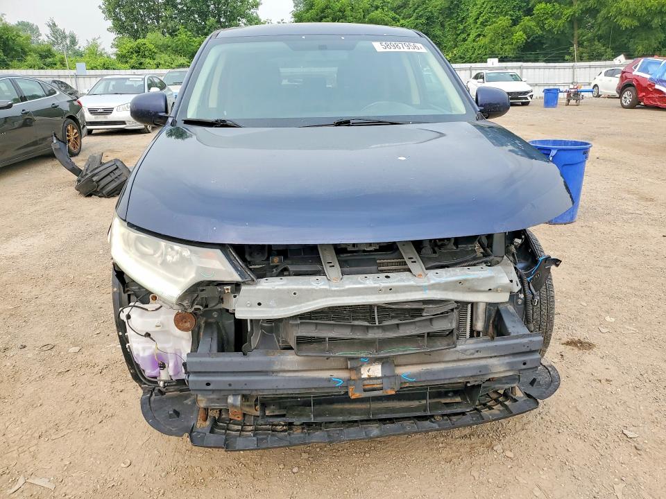 2019 Mitsubishi Outlander VIN JA4AZ2A36KZ605177 COPART salvage auction — FRONT END, ON - PERMIT NO BRAND - UNFIT, sold $1,100 on 2026-07-28 (photo 5)