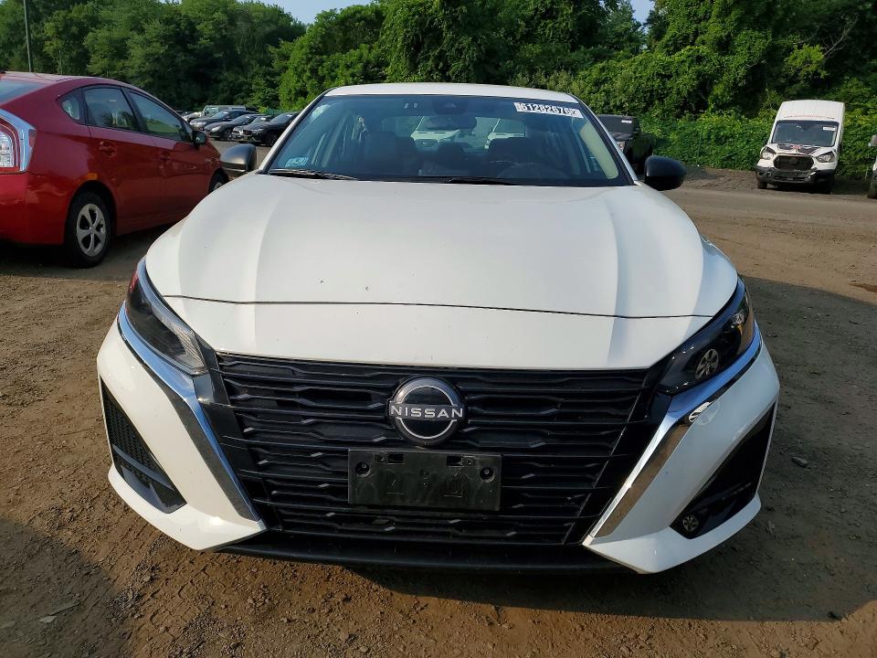 2025 Nissan Altima VIN 1N4BL4DV0SN400908 COPART salvage auction — SIDE, MA - CERT OF TITLE-SALVAGE, sold $7,600 on 2026-07-27 (photo 5)