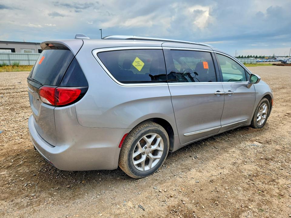 2018 Chrysler Pacifica VIN 2C4RC1EG1JR271375 COPART salvage auction — MINOR DENT/SCRATCHES, Tx - Cert Of Title-Rebuilt Salvage, sold $2,500 on 2026-07-28 (photo 3)