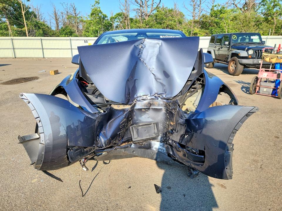 2023 Tesla Model y VIN 7SAYGDEF2PF968117 COPART salvage auction — FRONT END, Ny - Mv-907A Salvage Certificate, sold $100 on 2026-07-27 (photo 5)