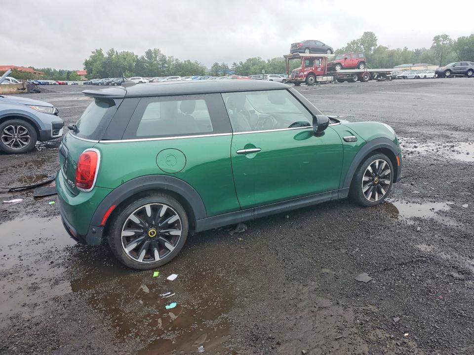 2026 Mini Hard top VIN WMW13DJ09P2S93569 COPART salvage auction — FRONT END, Ct - Cert Of Title-Salvage, sold $6,200 on 2026-08-07 (photo 3)