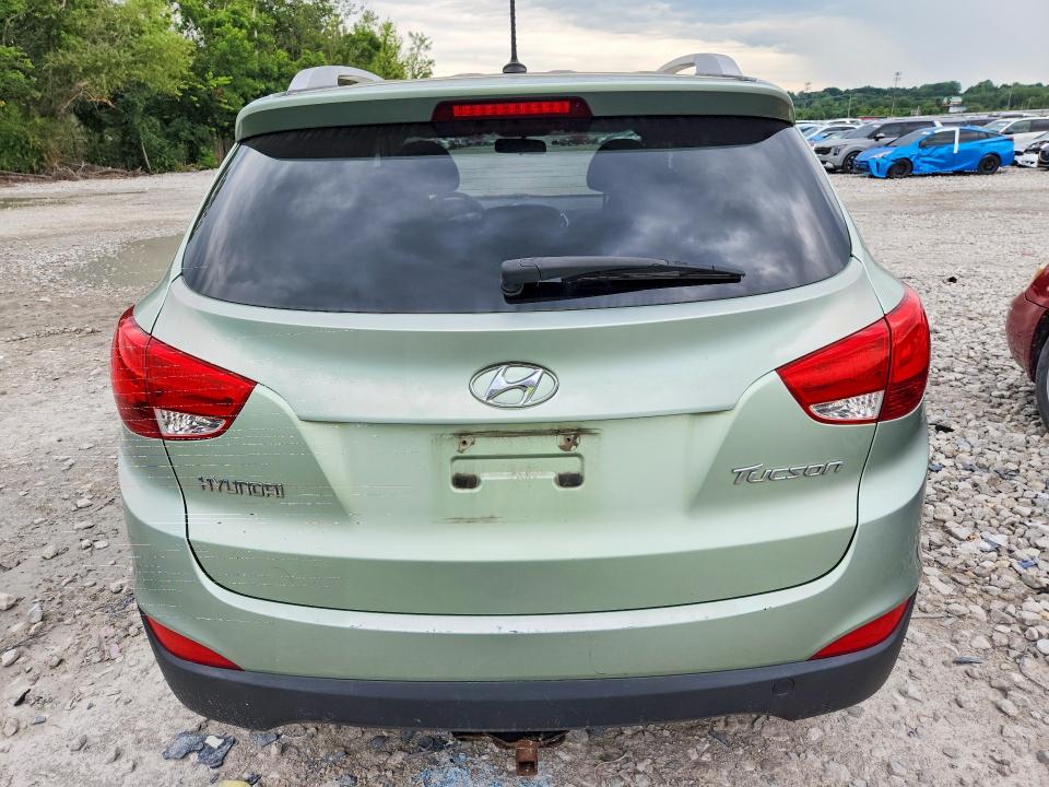 2010 Hyundai Tucson VIN KM8JU3AC9AU111896 COPART salvage auction — MECHANICAL, IL - CERTIFICATE OF TITLE, sold $1,000 on 2026-07-27 (photo 6)