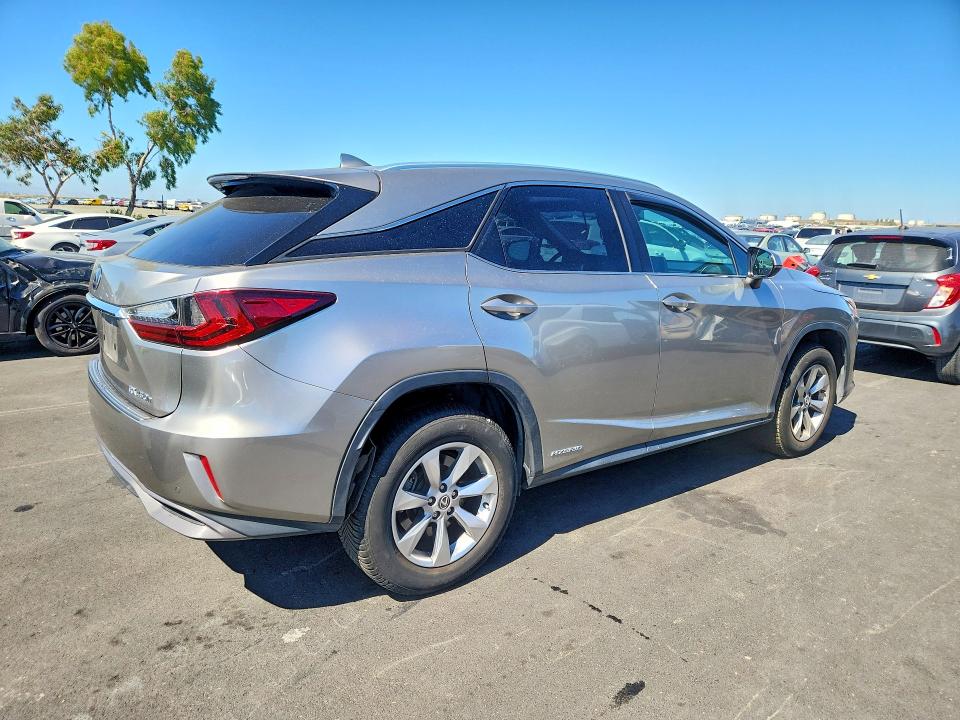 2019 Lexus Rx VIN 2T2BGMCA8KC030772 COPART salvage auction — VANDALISM, Ca - Salvage Certificate, sold $11,700 on 2026-07-27 (photo 3)