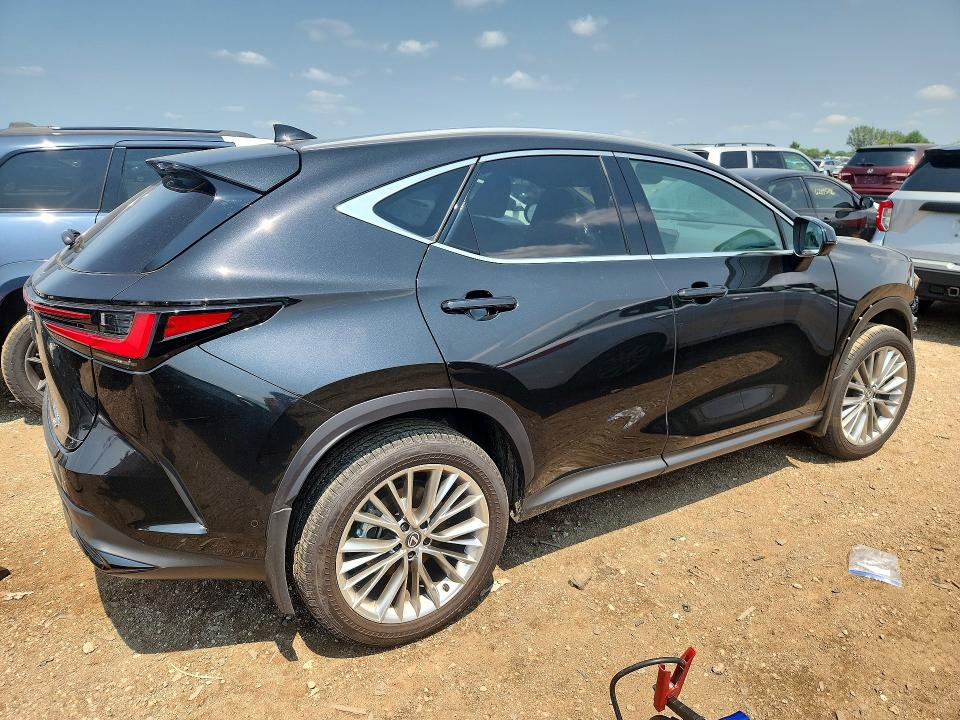 2025 Lexus Nx VIN 2T2HKCEZ4SC053598 COPART salvage auction — FRONT END, IL - SALVAGE CERTIFICATE, sold $29,750 on 2026-08-25 (photo 3)