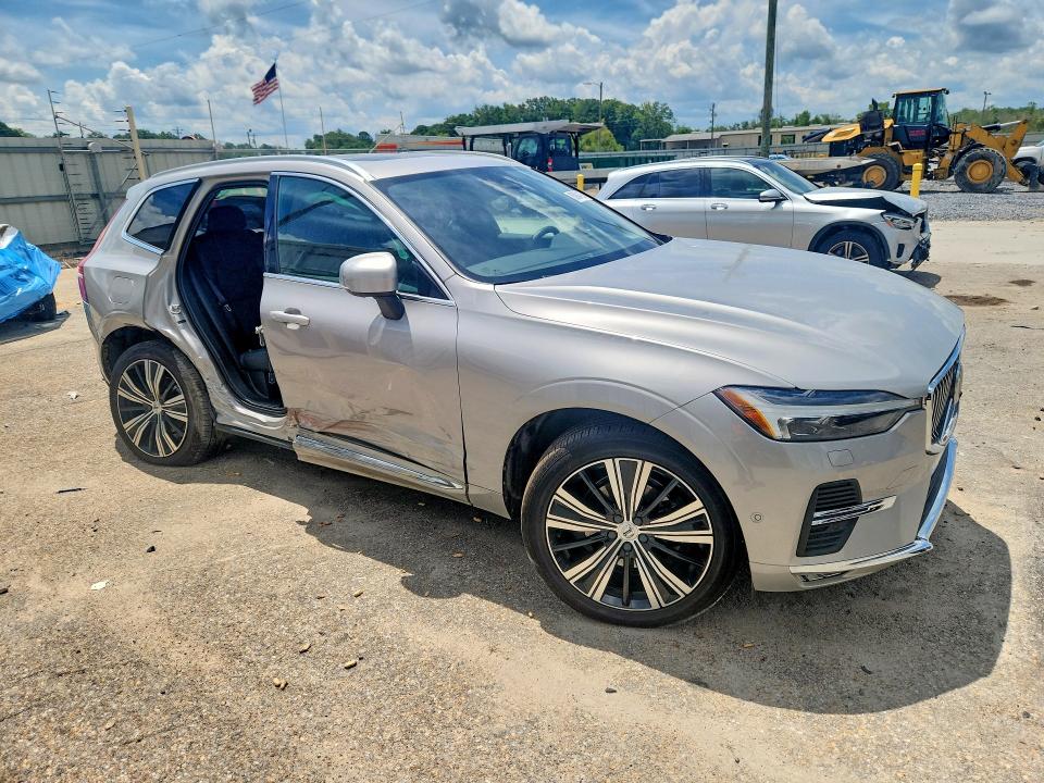 2023 Volvo Xc60 VIN YV4L12RN7P1253824 COPART salvage auction — SIDE, Al - Cert Of Title-Salvage Title, sold $8,100 on 2026-08-20 (photo 4)