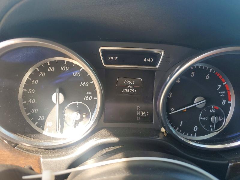 2015 Mercedes-benz VIN 4JGDF6EE8FA475689 COPART salvage auction — MINOR DENT/SCRATCHES, Ca - Dis/Dlr/Exp Only Clean Title, sold $2,000 on 2026-07-22 (photo 9)